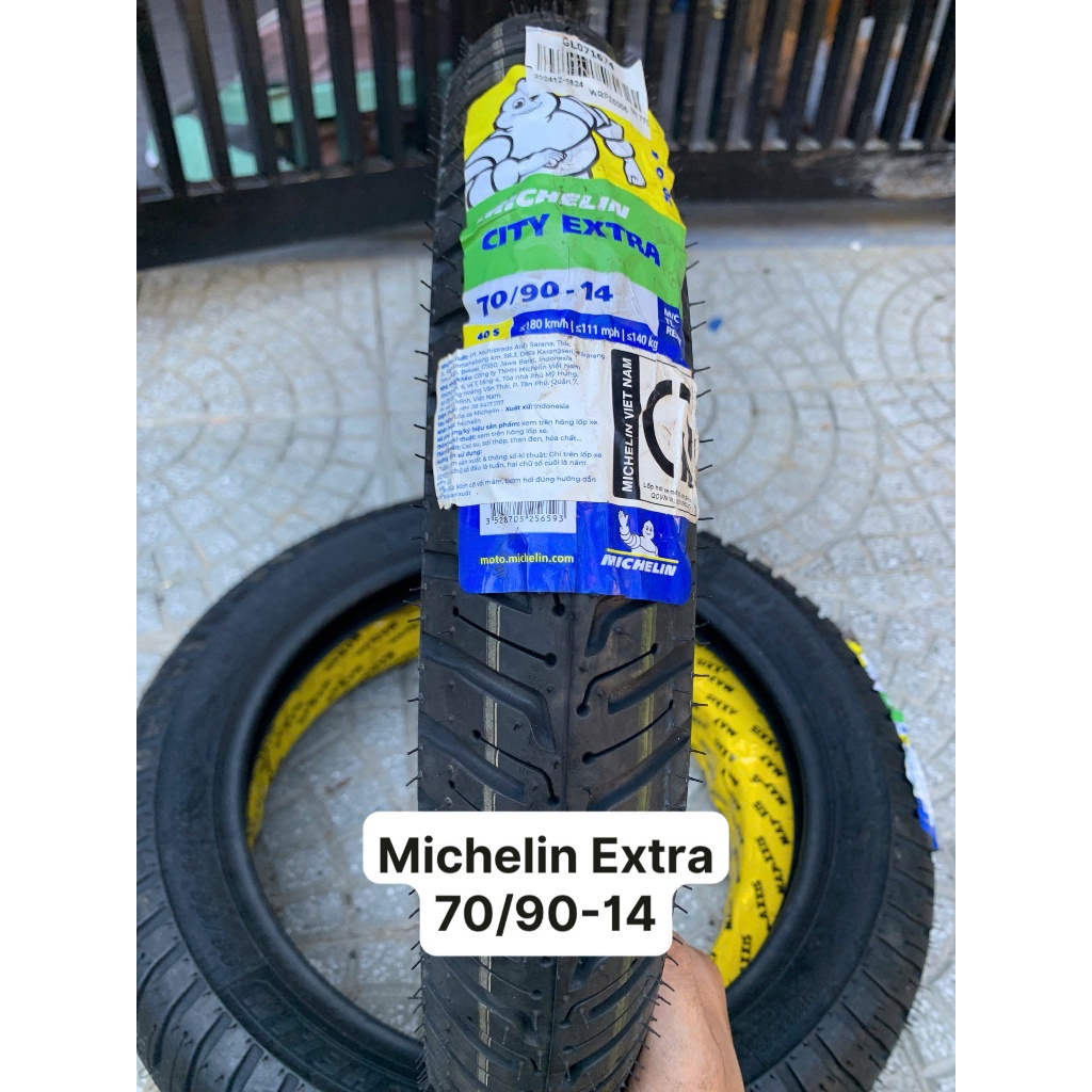 Vỏ lốp Michelin City Extra size 70/90-14 gắn cho AB, VARIO, VISION. Vỏ không ruột(săm)
