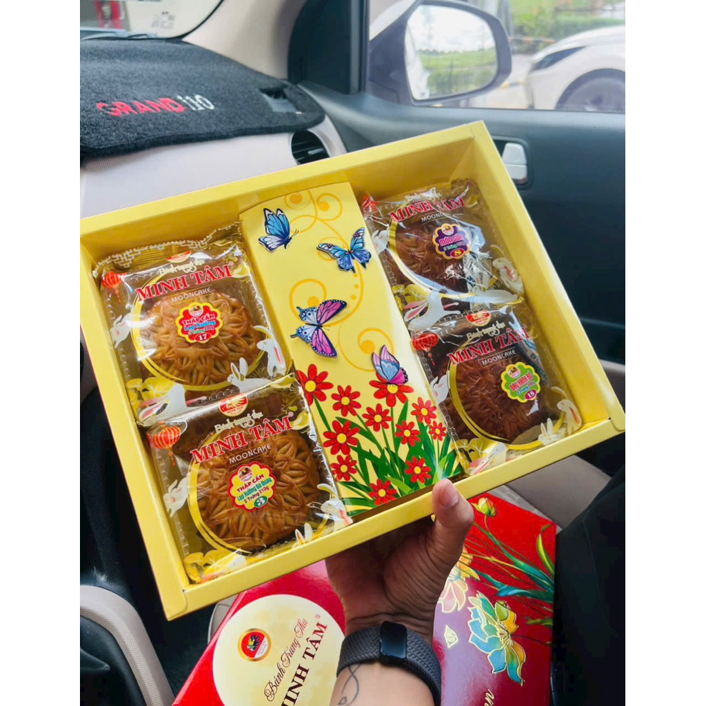 Bánh trung thu Minh Tâm hộp 4b1trứng, 4b2 trứng 200gr