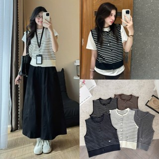   ẢNH OLDSCHOOL  Áo gile len kẻ ngang nút cài đính tag Minni Gile A2774 