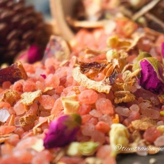  Muối Hồng Himalaya Ngâm Chân Thảo Dược Thảo Mộc Giúp Ngủ Ngon Thư Giãn 