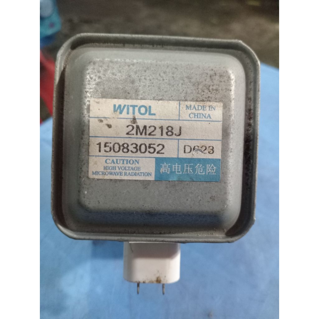 Đèn cao áp lò vi sóng SHARP WITOL 2M218J D623 còn đẹp 😍. Hàng đã qua sử dụng, hàng zin theo máy SHAR