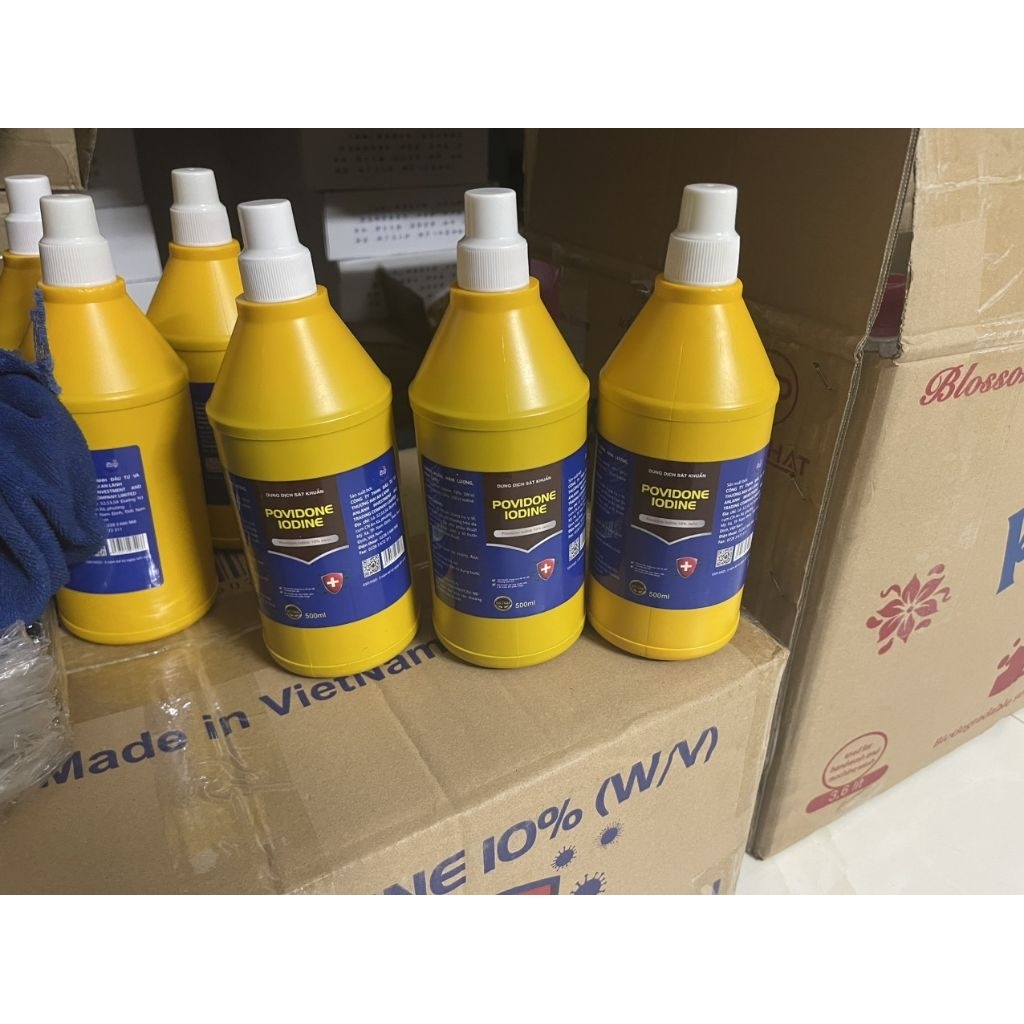 cồn đỏ sát khuẩn (Povidone Iodine)