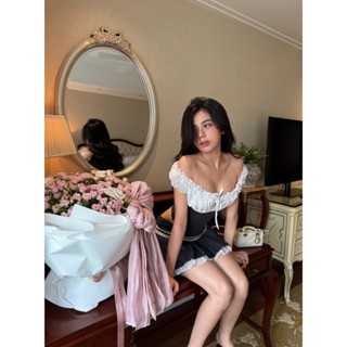  MAIKAA | Set Áo Trễ Vai Tay Nhún Bồng Bềnh Kèm Chân Váy Xoè Xếp Ly Đính Nơ Eira Set 