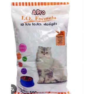 Thức ăn mèo IQ formula