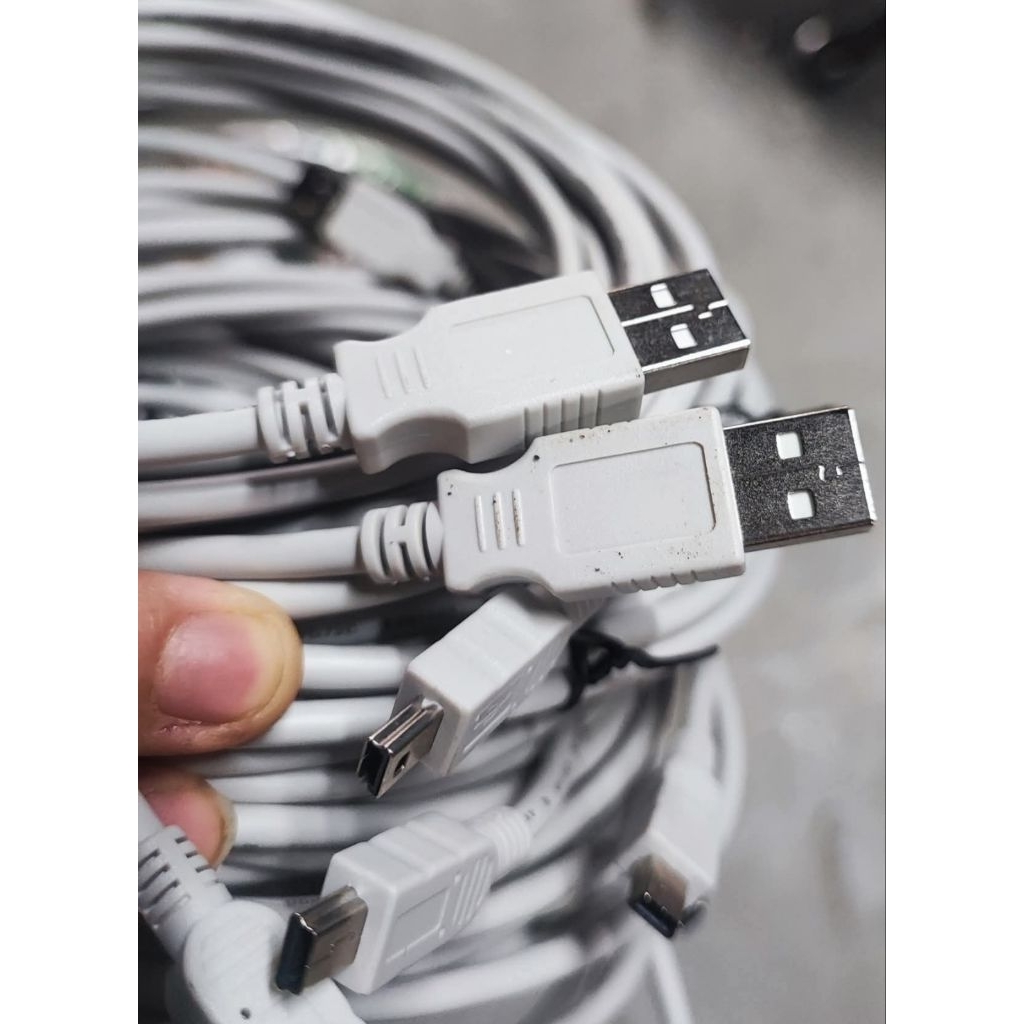 dây sạc tay ps3 chân hình thang cổng mini usb dài 2m4 dành cho tay cầm game