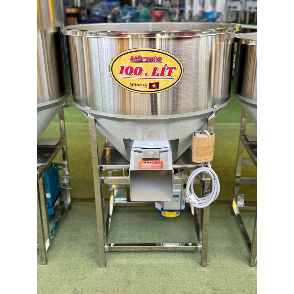 Máy trộn thức ăn tôm cá máy trộn cám gia súc gia cầm 50kg 75kg 100kg trộn siêu điều