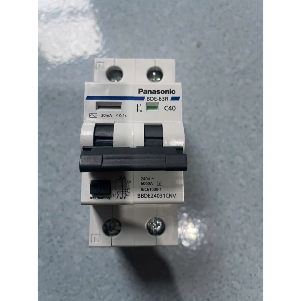 Rocb 40a mã BBDE24031CNV