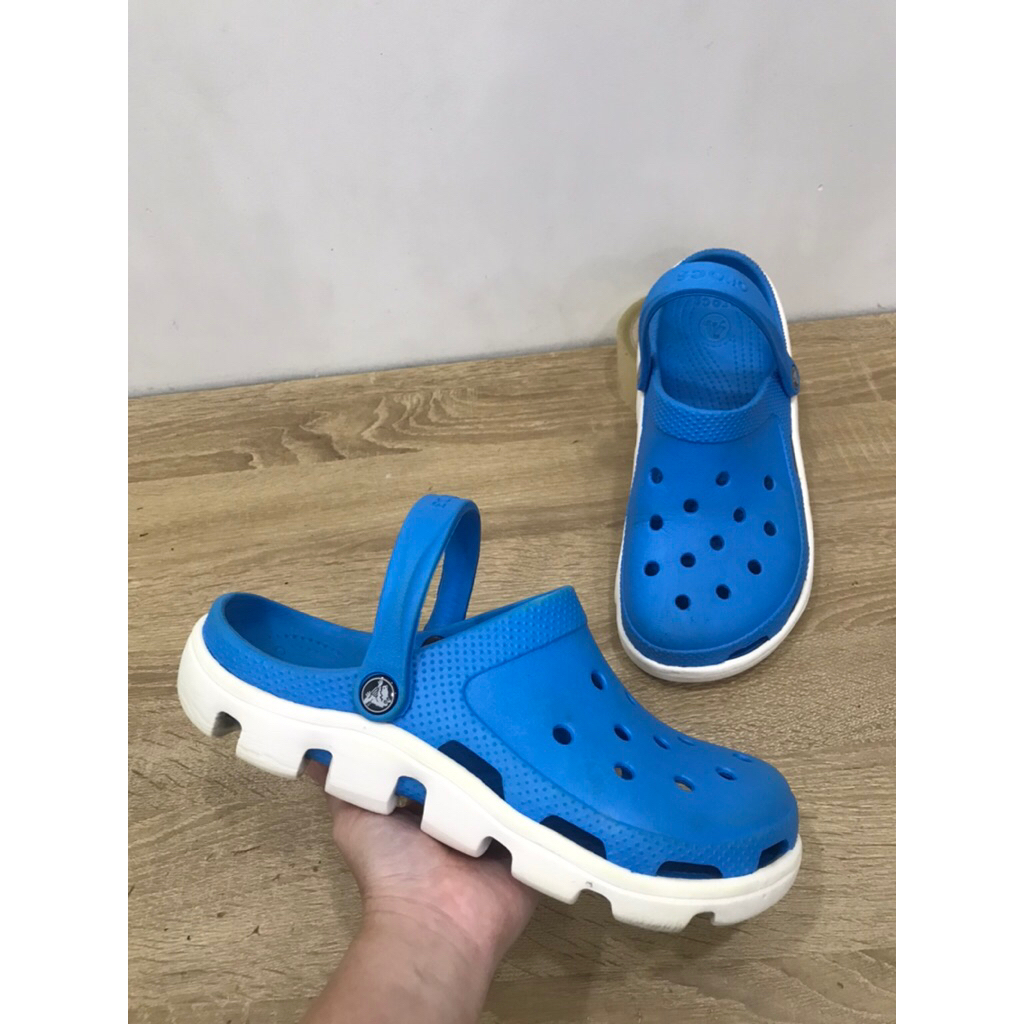 Sục crocs 2hand size M9-42/43 độ mới cao hình chụp thật