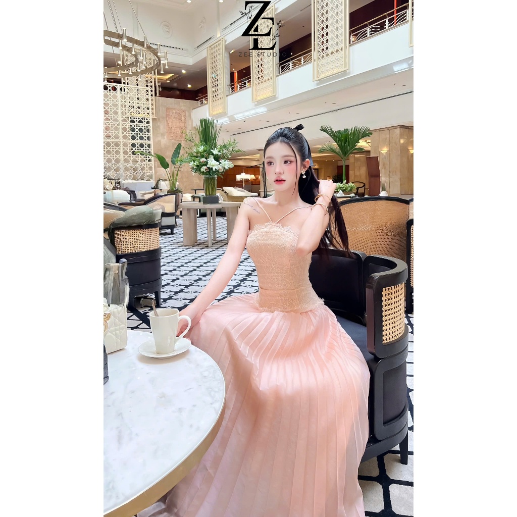 ĐƯỢC KIỂM TRA HÀNG - ZEE STUDIO - ĐẦM THIẾT KẾ ĐẦM MAXI CỔ YẾM TÙNG XÒE XẾP LY