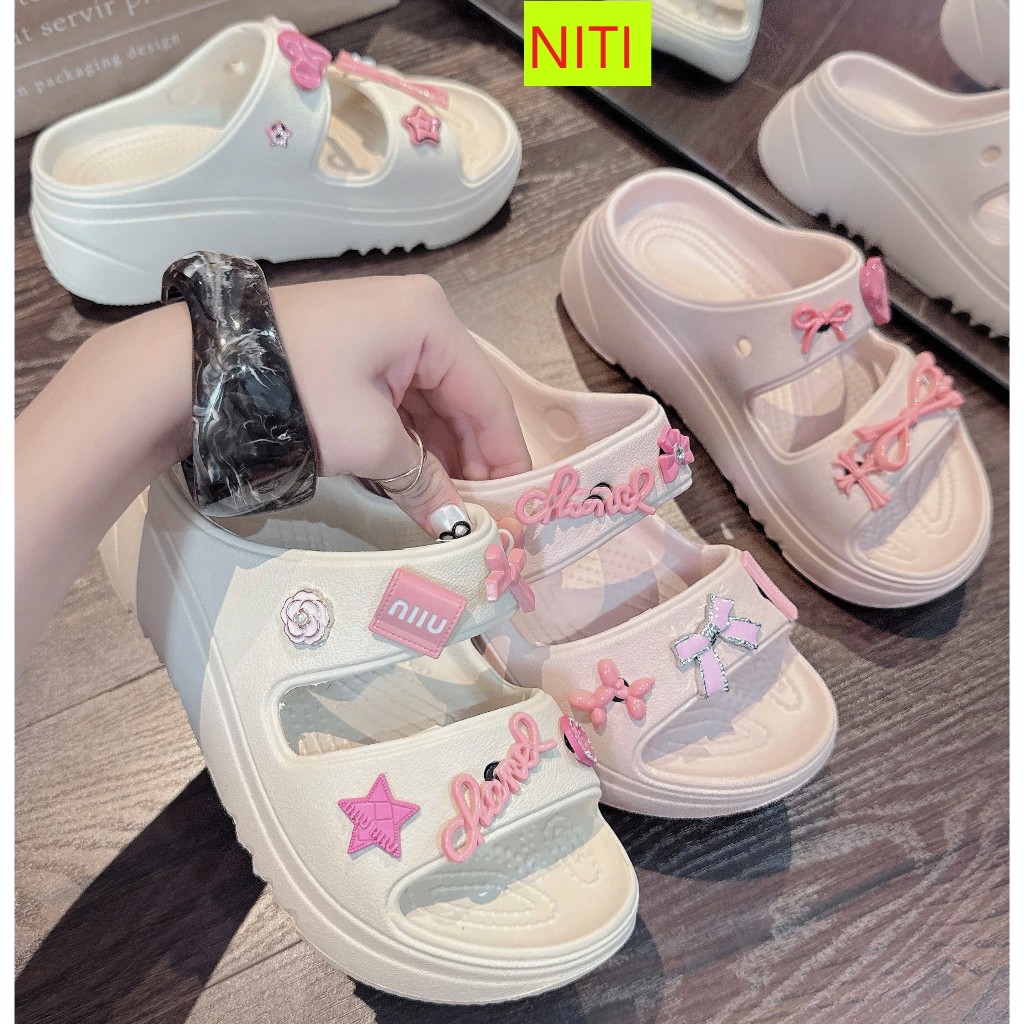 [GQB2623] DÉP SANDAL BÁNH MÌ NỮ QUAI NGANG ĐÍNH CHARM MŨI TRÒN HỞ MÀU TRẮNG HỒNG CHỐNG TRƠN TRƯỢT TỐ