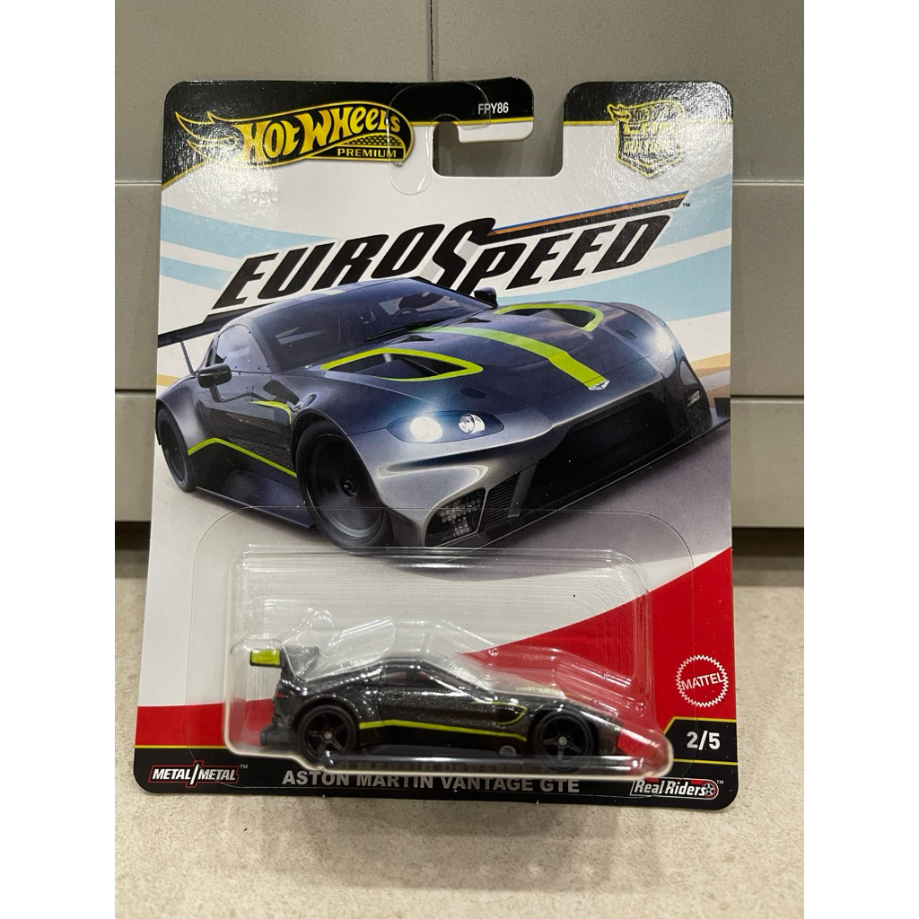 Xe mô hình đồ chơi bánh cao su Hotwheels 1:64 PREMIUM - EURO SPEED - Aston Martin Vantage GTE