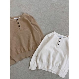 Áo len gzj cổ cài cúc cho bé