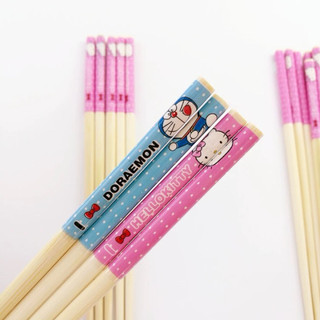 ĐŨA TRE HELLO KITTY DORAEMON (1 ĐÔI)