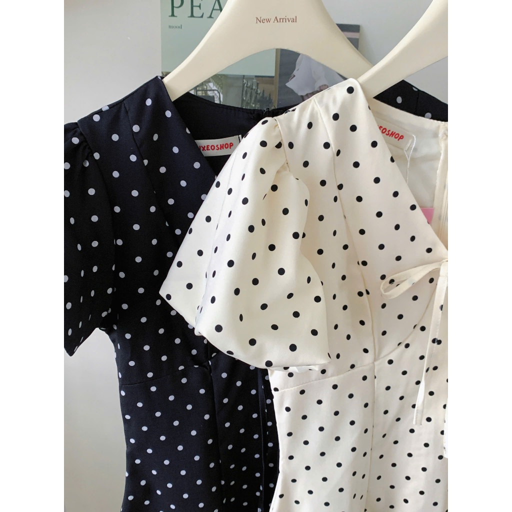 Váy chấm bi XIXEOSHOP cổ v tay phồng dáng ngắn - V52 | BigBuy360 - bigbuy360.vn