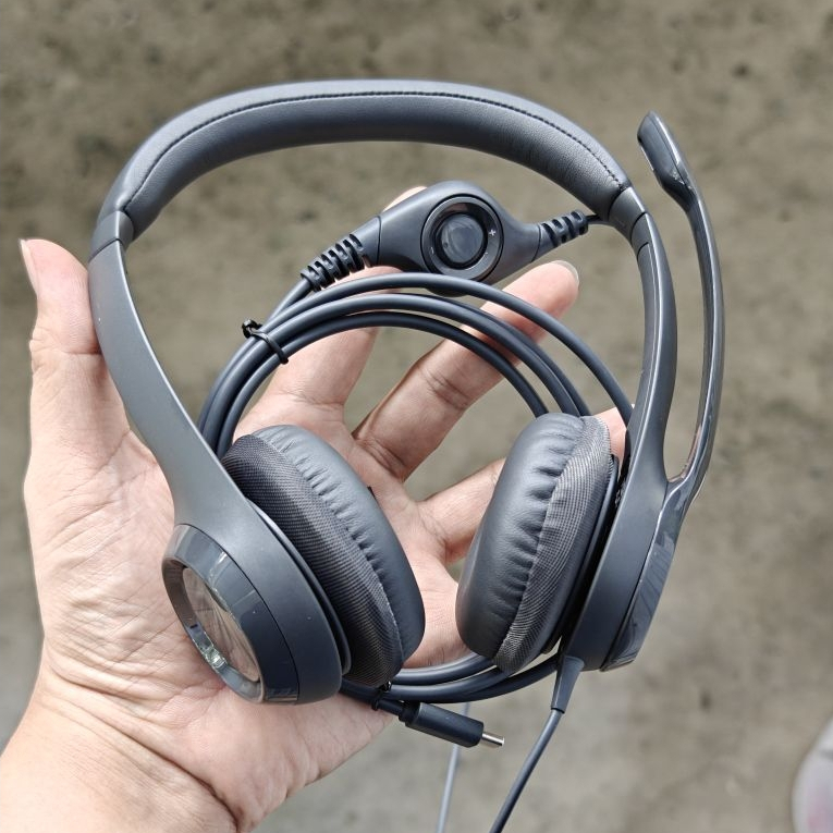 Tai nghe cắm dây Onear  Logitech H390 (like new , đẹp 99%)