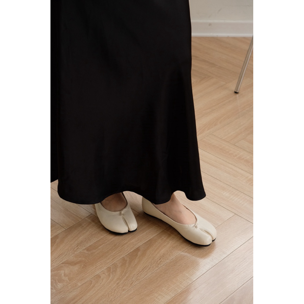 10666 - GIÀY SARAH TABI FLATS