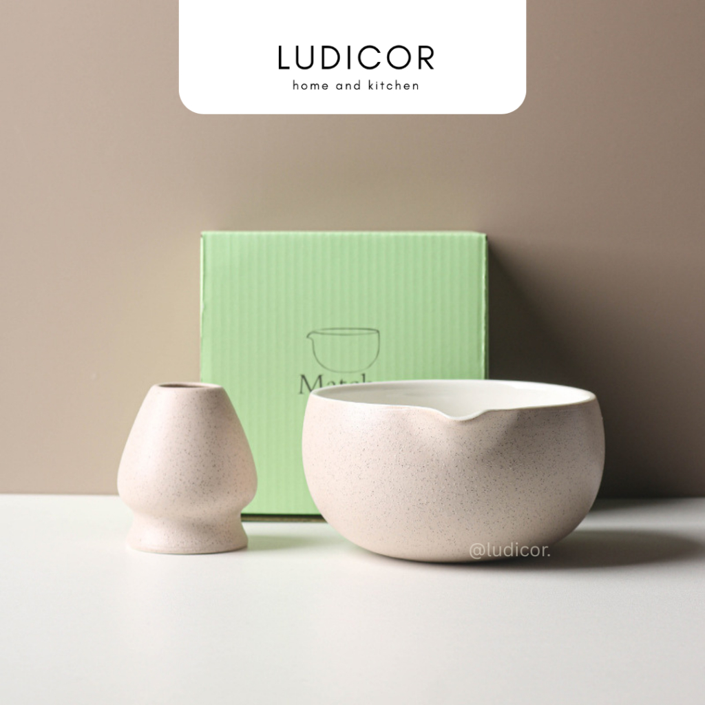 Bát chawan bát đánh matcha có vòi rót phối màu Nagi, đế chổi chasen đánh matcha