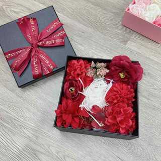 HỘP QUÀ sinh nhật, VALENTINES 14.2 , 20.10 , 8.3/BÔNG SÁP THƠM TRANG TRÍ HỘP QUÀ