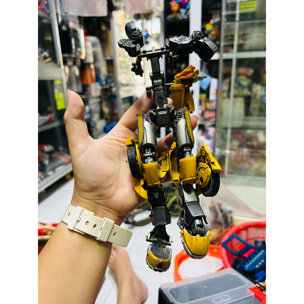Mô hình Xác transformer Bumblebee