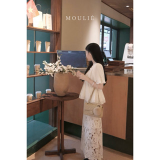  MOULIÉ | Lumi Shirt x Ivory Skirt Áo tay bồng dập li & Chân váy ren dài 