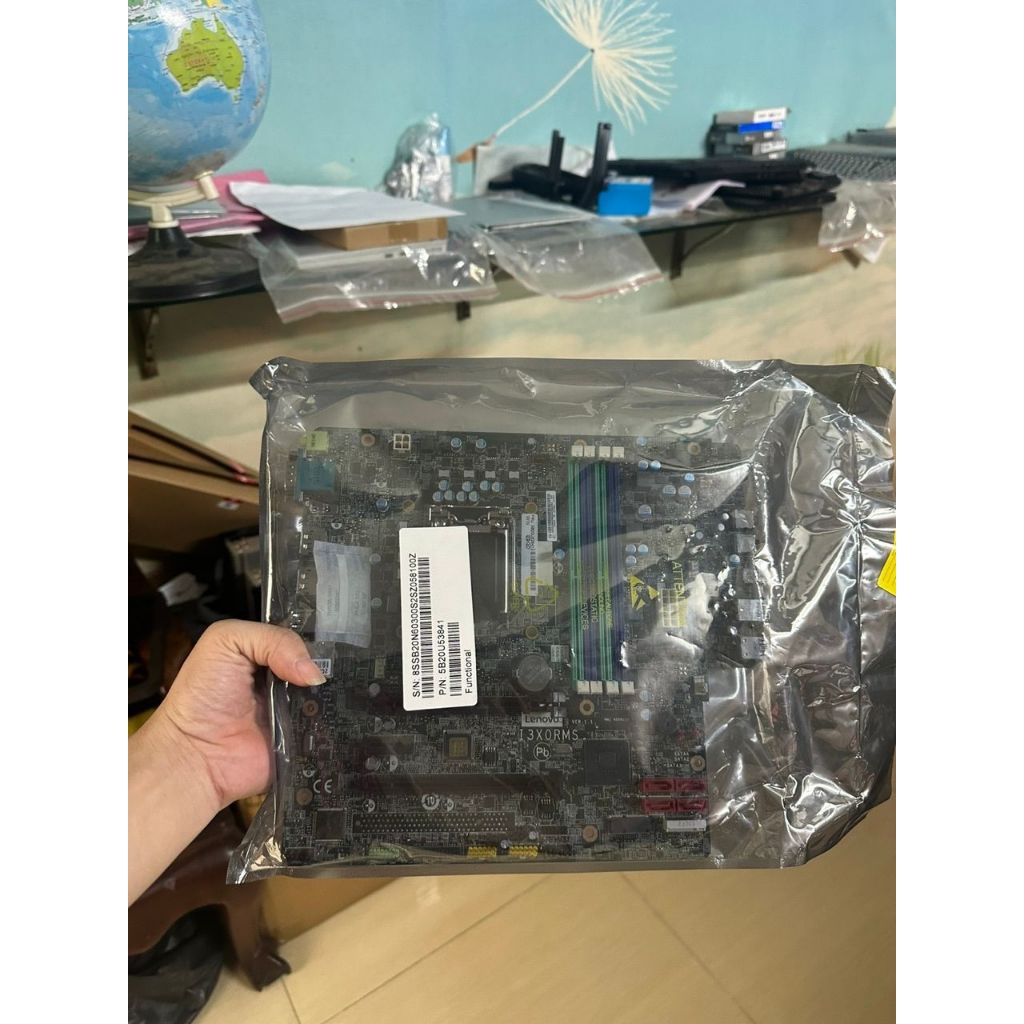 Main Máy lenovo Thinkstation P330