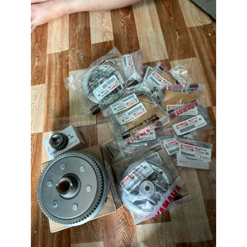 Full bộ nồi chống trượt R15v3 2 tem chính hãng Yamaha Indo gắn cho Exciter 150, Fz 150, TFX 150, R15