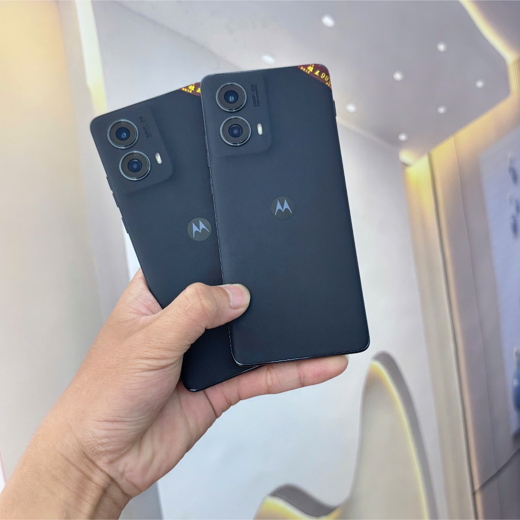 Điện Thoại Motorola Edge 2024 - RAM 8/256 GB, Snapdragon 7s Gen 2, P-OLED 144 Hz, Pin 5000 mAh