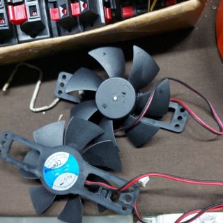 Quạt Bếp Từ 18V Sải cánh dài 8.5 và 11 cm