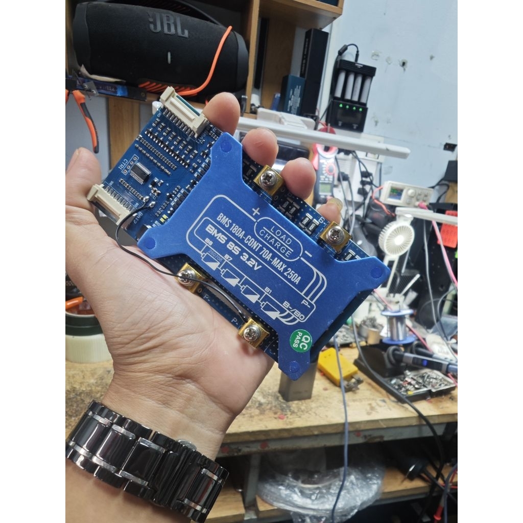 bms 8s 250A 24v hệ 3.2v cho pin lifepo4 tức thời 250A