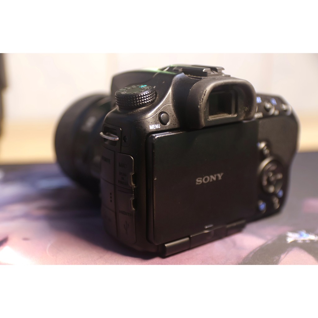 Bộ máy ảnh Sony a57 (16 Megapixel) + lens kit 28-80mm motor zoom, màn hình xoay lật (đẩy đủ phụ kiện -Nhật 99%) - Ống kính Sony A mount