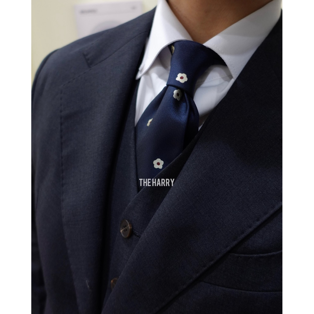 Cà vạt 8cm hình hoa nhỏ phù hợp Tết, đám cưới - Flowers Pattern Tie by The Harry