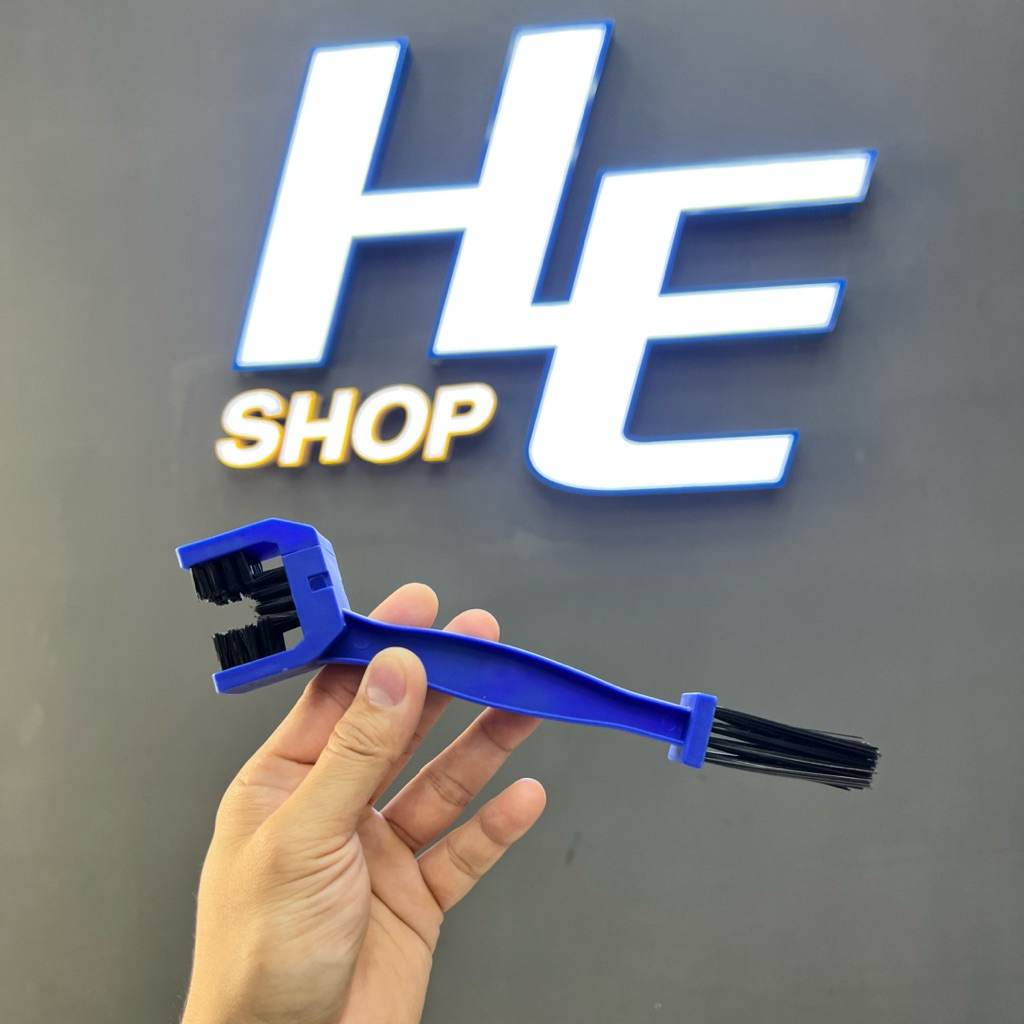 Bàn Chải Lông Nhựa 3D Vệ Sinh Nhông Sên Dĩa