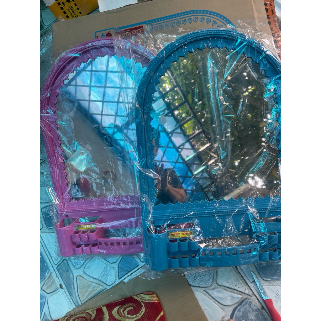 Gương treo tường 48 cm