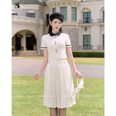 Set bộ nữ Twentyfive gồm áo kiểu ngắn tay phối cổ, viền tay SACM23 và chân váy xếp ly dáng dài SACM23 (Tách set)