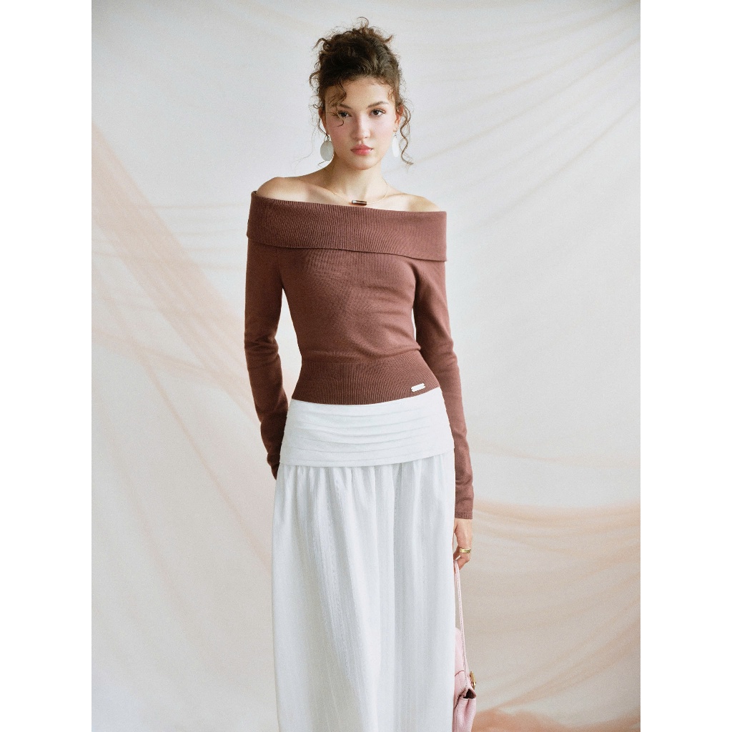 MAVEN - Áo len tay dài trễ vai gắn logo Maven Wolly Top