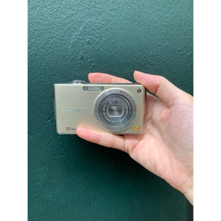  Máy ảnh compact kĩ thuật số vintage Lumix fx40 màu be 