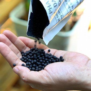 Phân Bón Hữu Cơ Đạm Cá Hồi Humic Túi 1kg - Bung Chồi, Bóng Lá, Phục Hồi Cây