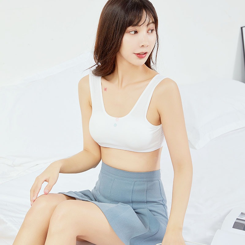 Combo 4 Áo Bra Lá Học Sinh – Cotton Tăm Thoáng Mát, Chống Lộ, Thấm Hút Tốt.