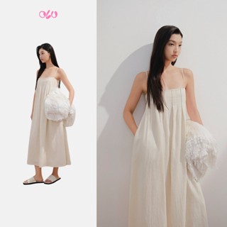 Đầm maxi hai dây dáng suông xếp ly ngực thanh lịch nhẹ nhàng Vesper phù hợp đi chơi đi biển OLV