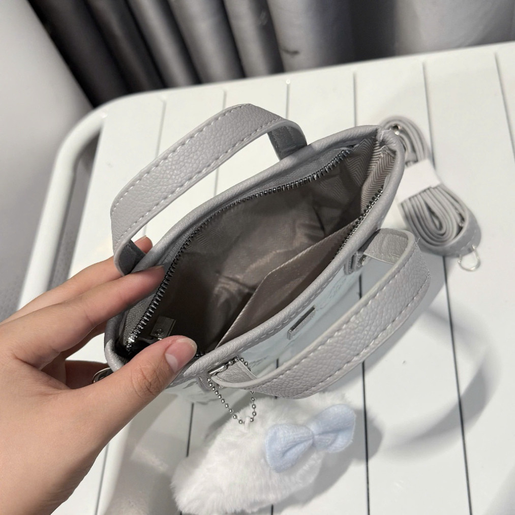 Túi xách đeo chéo mini Kitty thời trang, phong cách năng động cho bạn - DK192 | BigBuy360 - bigbuy360.vn