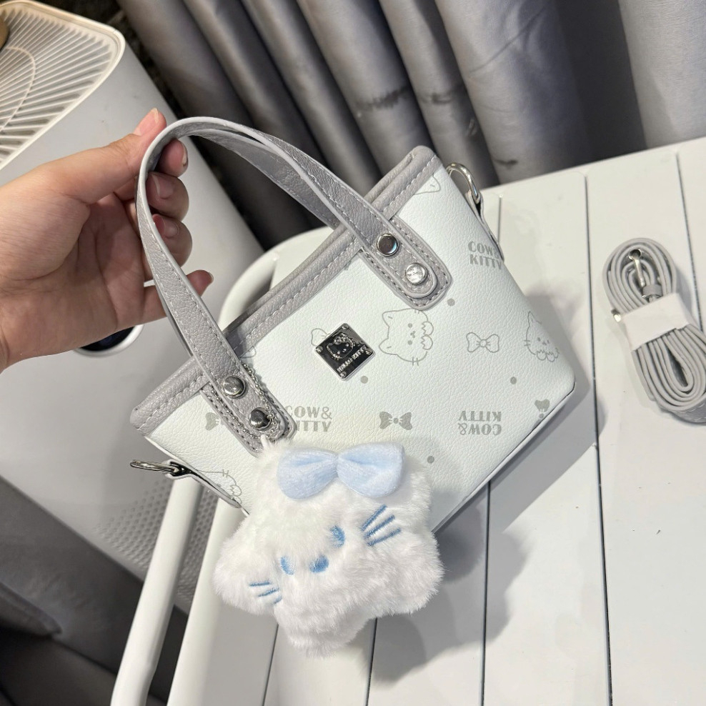 Túi xách đeo chéo mini Kitty thời trang, phong cách năng động cho bạn - DK192 | BigBuy360 - bigbuy360.vn