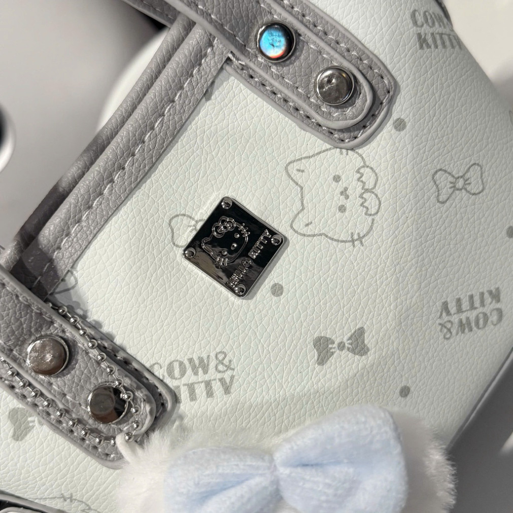 Túi xách đeo chéo mini Kitty thời trang, phong cách năng động cho bạn - DK192 | BigBuy360 - bigbuy360.vn