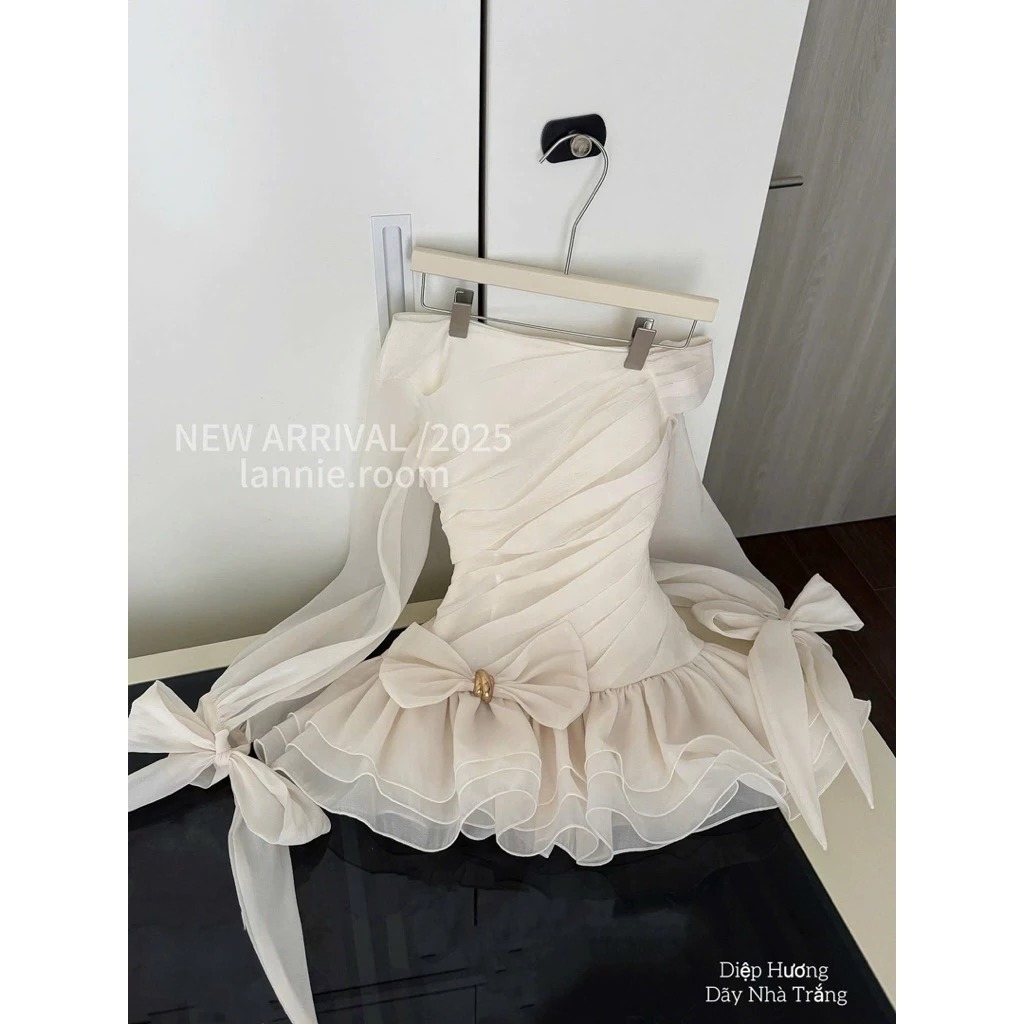 (Có Bigsize) Váy Thiết Kế Lệch Vai Tay Dài Phồng Đính Nơ Dự Tiệc Cao Cấp Kieupham.shop | BigBuy360 - bigbuy360.vn