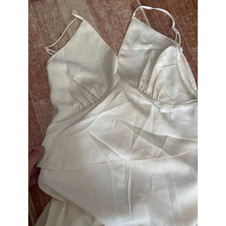 Đầm lụa 2 dây dáng dài xả lỗ