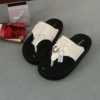  Dép Nữ N8  Fom to lùi 1 size  quai kẹp tam giác bản lớn có chuông tròn xinh xắn cao 3 nhẹ chân  thoải mái khi mang 