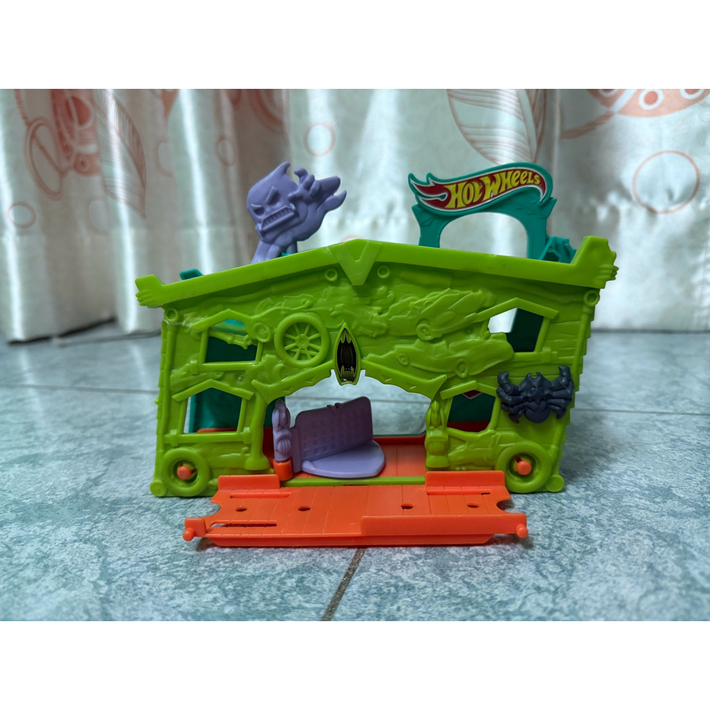 mô hình hotwheels garage