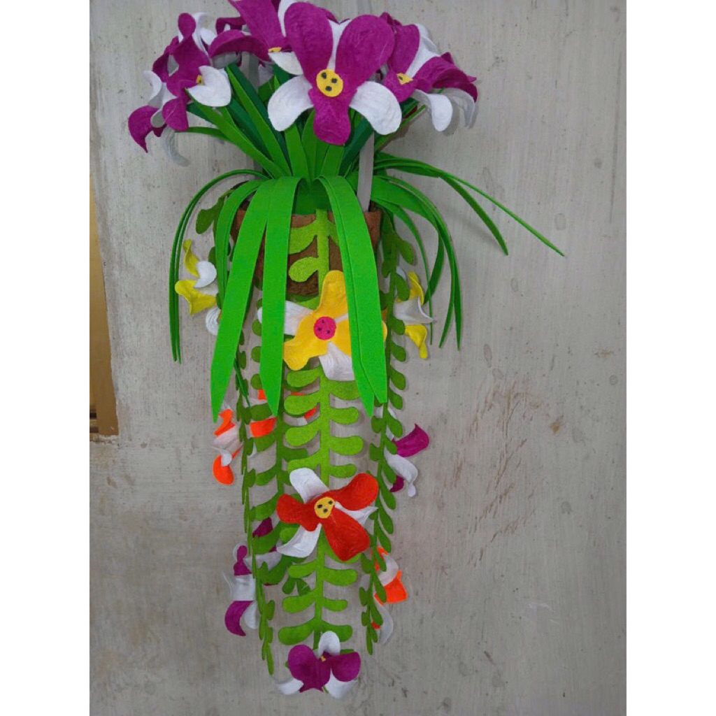 lẳng hoa trang trí lớp(bằng nỉ)