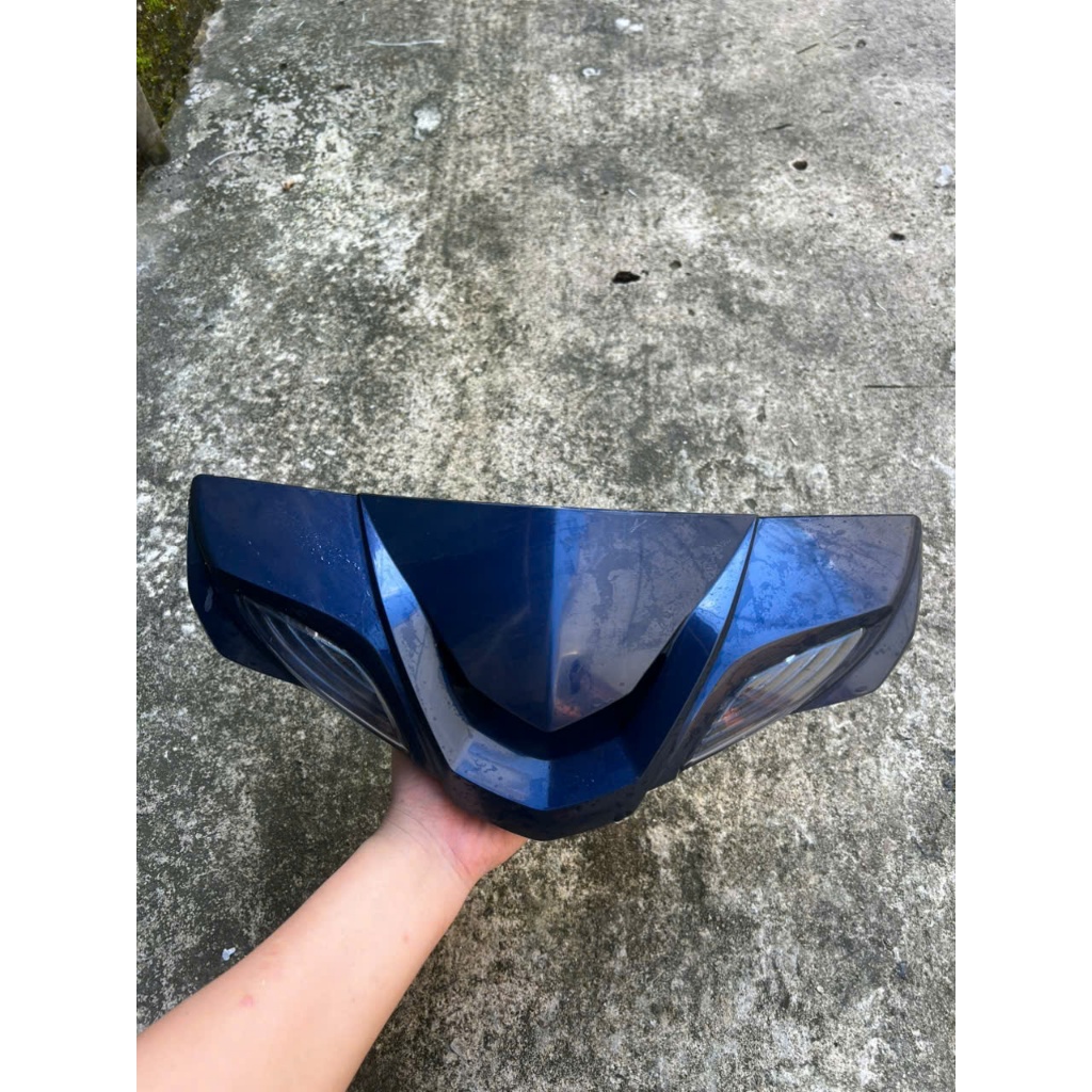 Nhưa đầu đèn xe YAMAHA luvias màu xanh(Hàng Zin Tháo XE ) Chĩnh Hãng