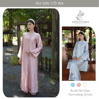 Áo dài cách tân nữ dáng suông gấm Tâm Giao họa tiết dập nổi kết đá ở cổ sang trọng- Áo dài cô ba