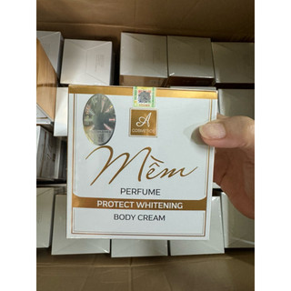Kem body mềm 150g mẫu mới